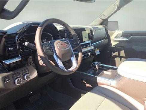 New 2026 GMC Sierra 1500 SLT w/ SLT Premium Package image 32
