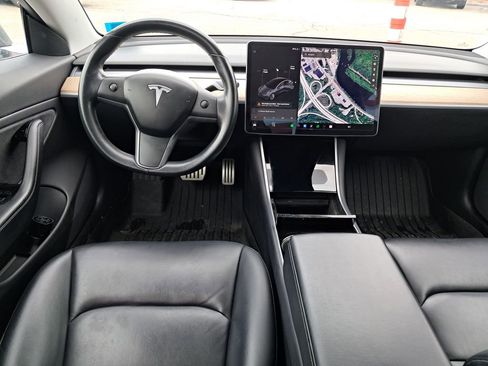 Used 2018 Tesla Model 3 Performance image 17