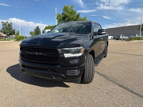 Used 2022 RAM 1500 Laramie AWD/4WD image 4