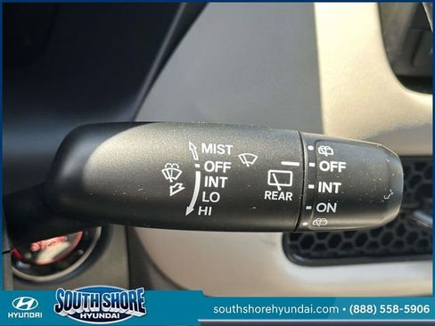 Used 2023 Honda HR-V LX image 24