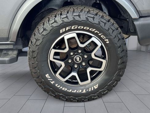 Used 2021 Ford Bronco Outer Banks AWD/4WD image 10