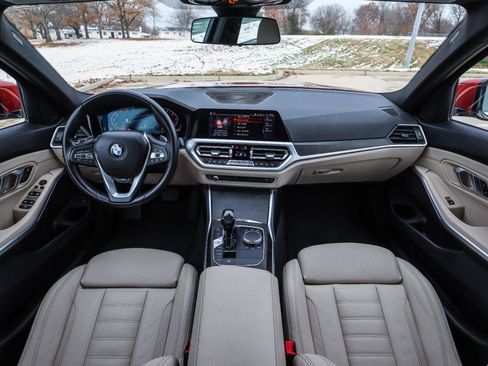 Used 2019 BMW 330i xDrive Sedan w/ Premium Package image 2