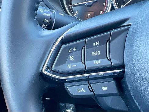 Used 2025 MAZDA CX-5 AWD 2.5 S w/ Preferred Package image 12