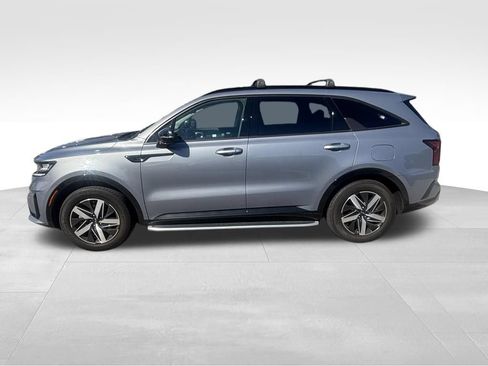 Certified 2023 Kia Sorento S w/ Panoramic Sunroof Package FWD image 2