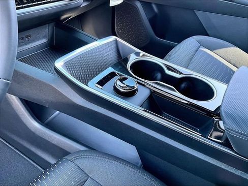 New 2026 Chevrolet Equinox LT w/ Midnight Edition FWD image 13