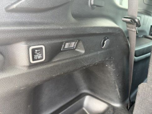 Used 2023 Jeep Grand Cherokee L Laredo AWD/4WD image 31