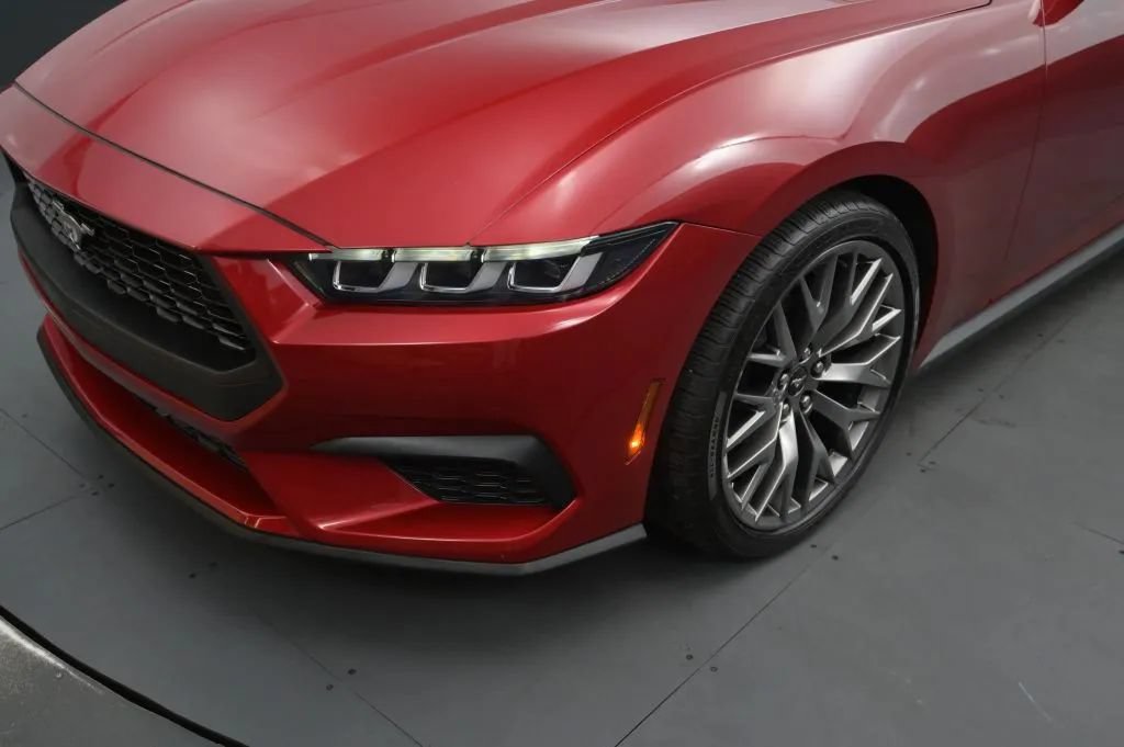 Used 2024 Ford Mustang Premium RWD image 9