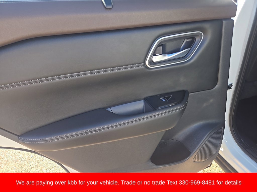 Used 2021 Nissan Rogue SL AWD/4WD image 37