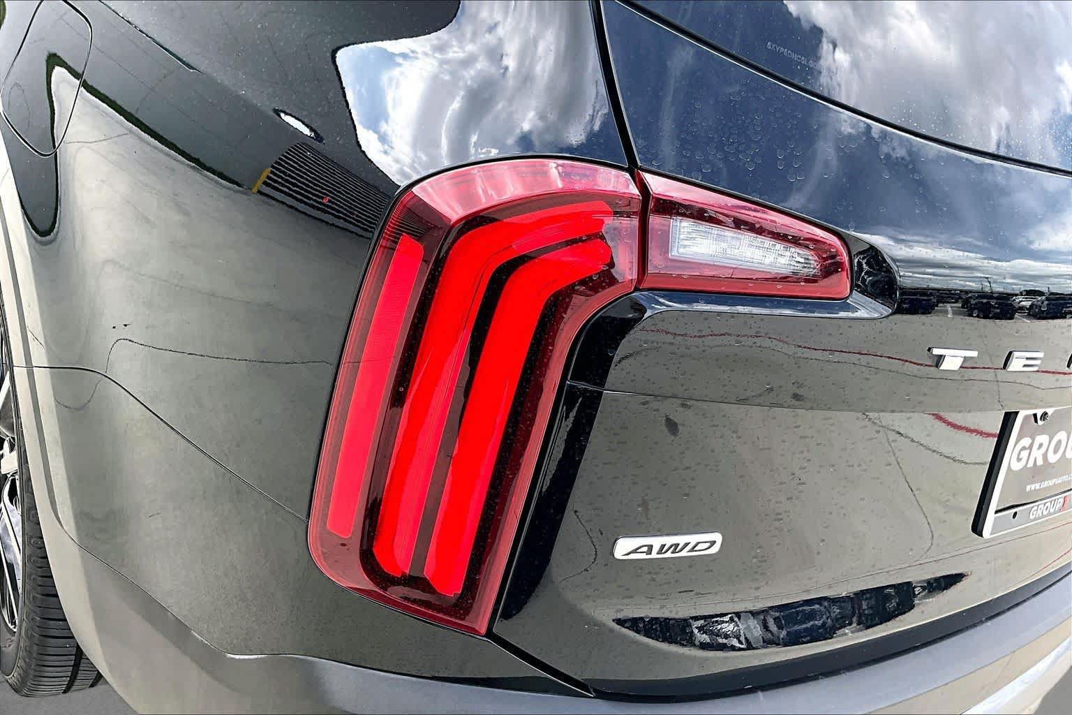 Used 2020 Kia Telluride SX w/ SX Prestige Package AWD/4WD image 27