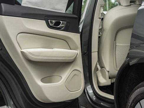 New 2026 Volvo XC60 B5 Ultra w/ Protection Package Premier AWD/4WD image 39