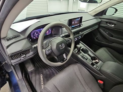 Used 2024 Honda Accord EX image 11