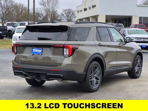 New 2026 Ford Explorer ST-Line w/ ST-Line Street Pack image 8