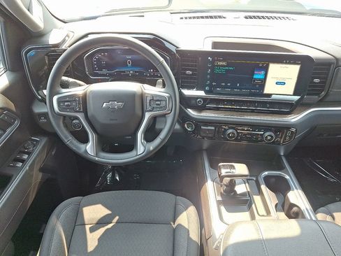 Certified 2025 Chevrolet Silverado 1500 LT Trail Boss w/ Convenience Package II AWD/4WD image 12