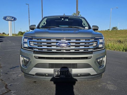 Used 2019 Ford Expedition Limited w/ Special Edition Package RWD image 2