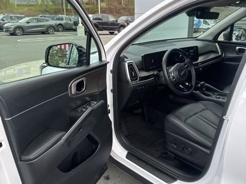 Used 2024 Kia Sorento X-Line EX AWD/4WD image 14