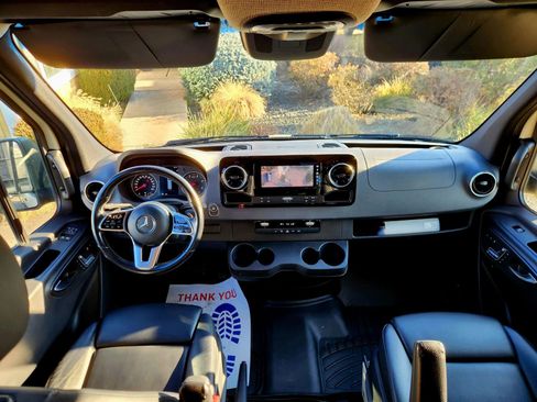 Used 2019 Mercedes-Benz Sprinter 2500 w/ Premium Plus Package image 28