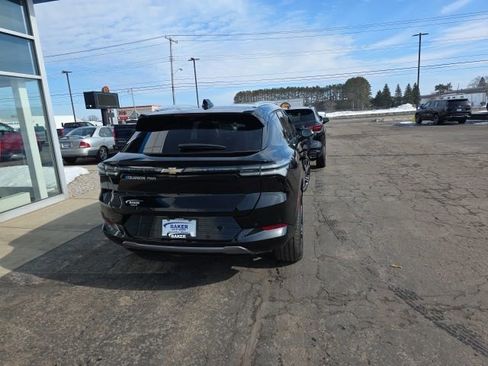 New 2026 Chevrolet Equinox EV LT w/ Convenience Package II AWD/4WD image 14