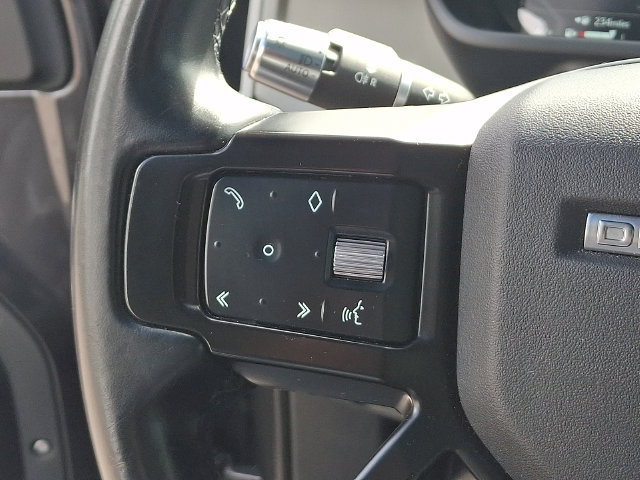 Used 2022 Land Rover Defender 110 S AWD/4WD image 7