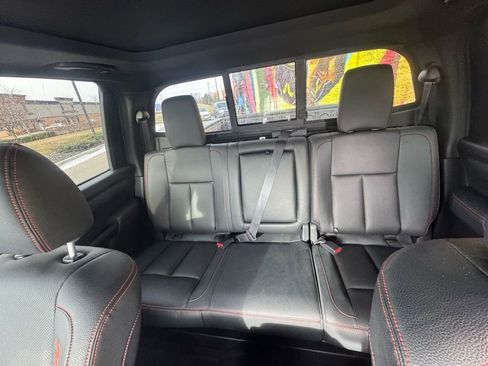 Used 2024 Nissan Titan PRO-4X w/ Pro-4x Convenience Package image 14