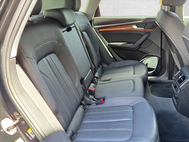 Used 2022 Audi Q5 2.0T Premium w/ Convenience Package AWD/4WD image 20