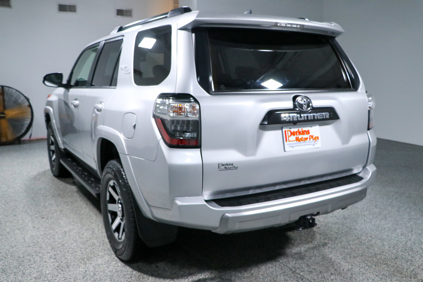 Used 2023 Toyota 4Runner TRD Off-Road Premium AWD/4WD image 9