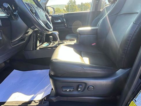 Used 2023 Toyota 4Runner TRD Off-Road Premium w/ Off Road Premium Plus Package image 23