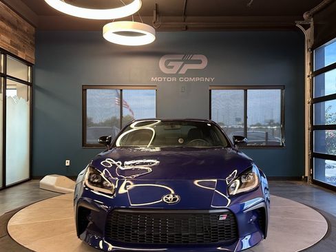 Used 2022 Toyota GR86 Premium image 8