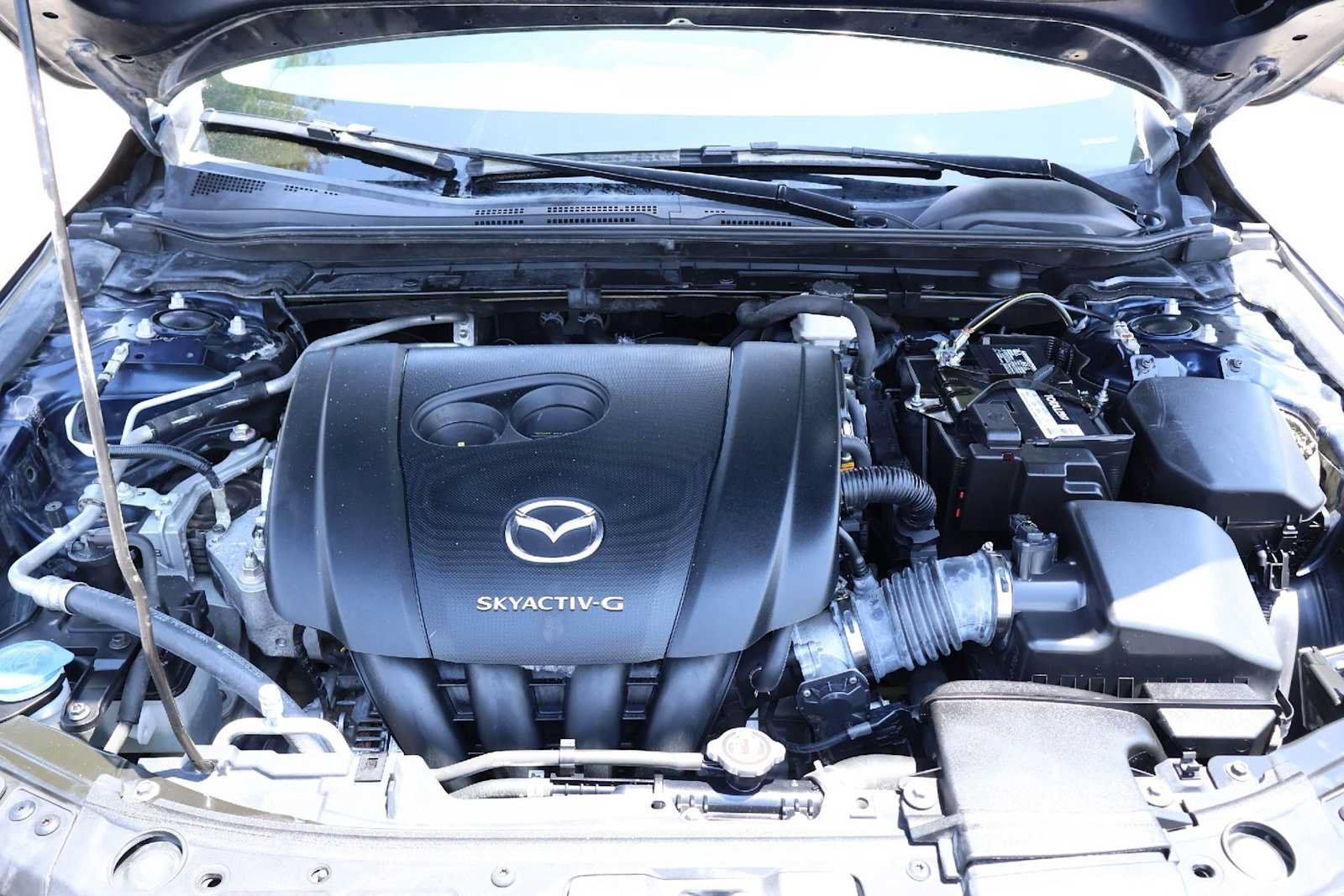 Used 2019 MAZDA MAZDA3 Sedan FWD image 9