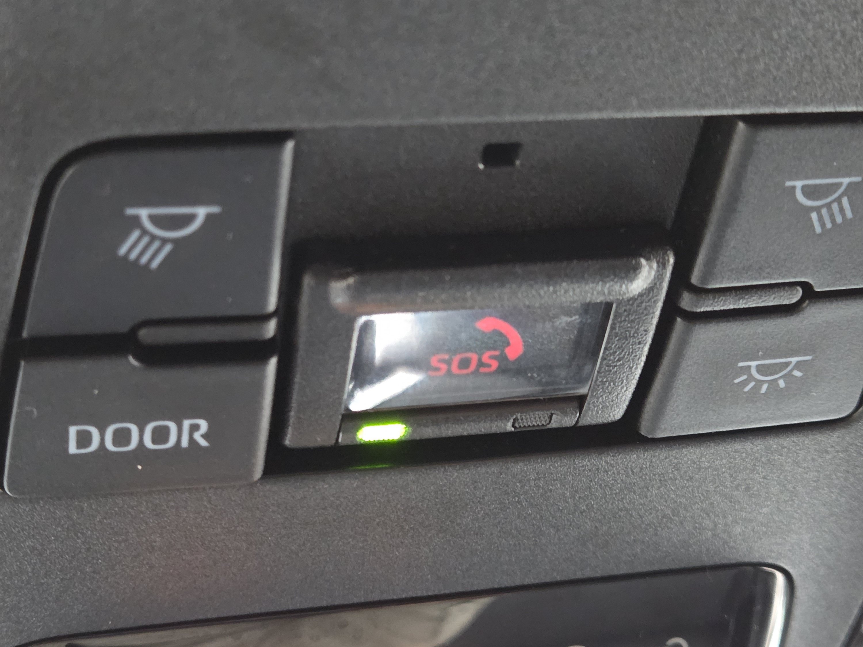 Used 2024 Toyota Venza LE AWD/4WD image 33