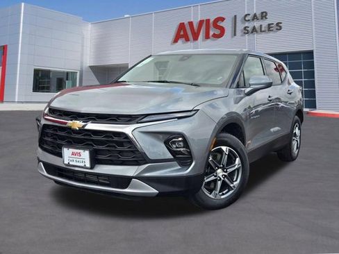 Used 2025 Chevrolet Blazer LT AWD/4WD image 1