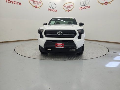 Certified 2024 Toyota Tacoma SR image 4