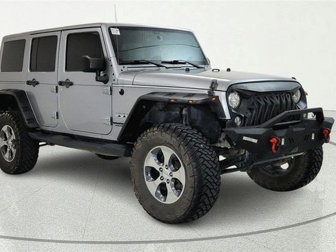 Used 2017 Jeep Wrangler Unlimited Sahara w/ Trailer Tow Group AWD/4WD image 1