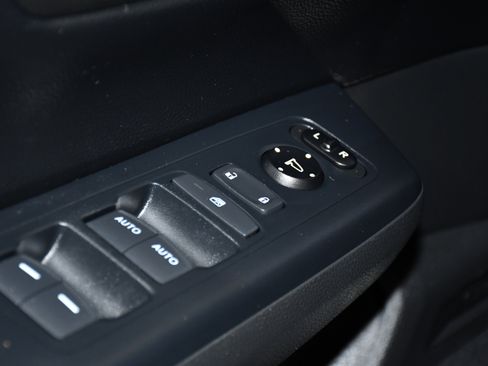 Certified 2023 Honda CR-V EX image 33