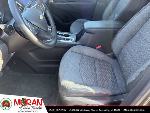 Certified 2024 Chevrolet Equinox LT FWD image 17