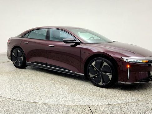 Used 2024 Lucid Air Touring image 3