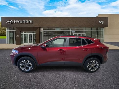 Used 2024 Chevrolet Trax LT image 25