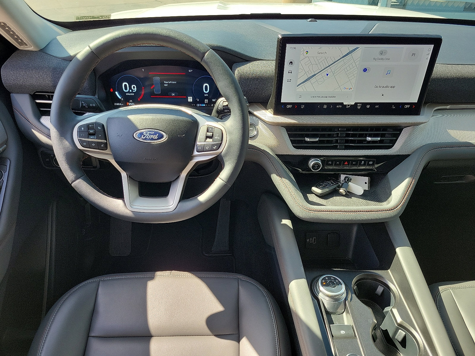 Used 2026 Ford Explorer Active w/ Active Comfort Package RWD image 5