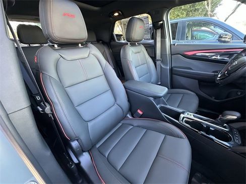 Used 2024 Chevrolet TrailBlazer RS w/ Convenience Package image 28