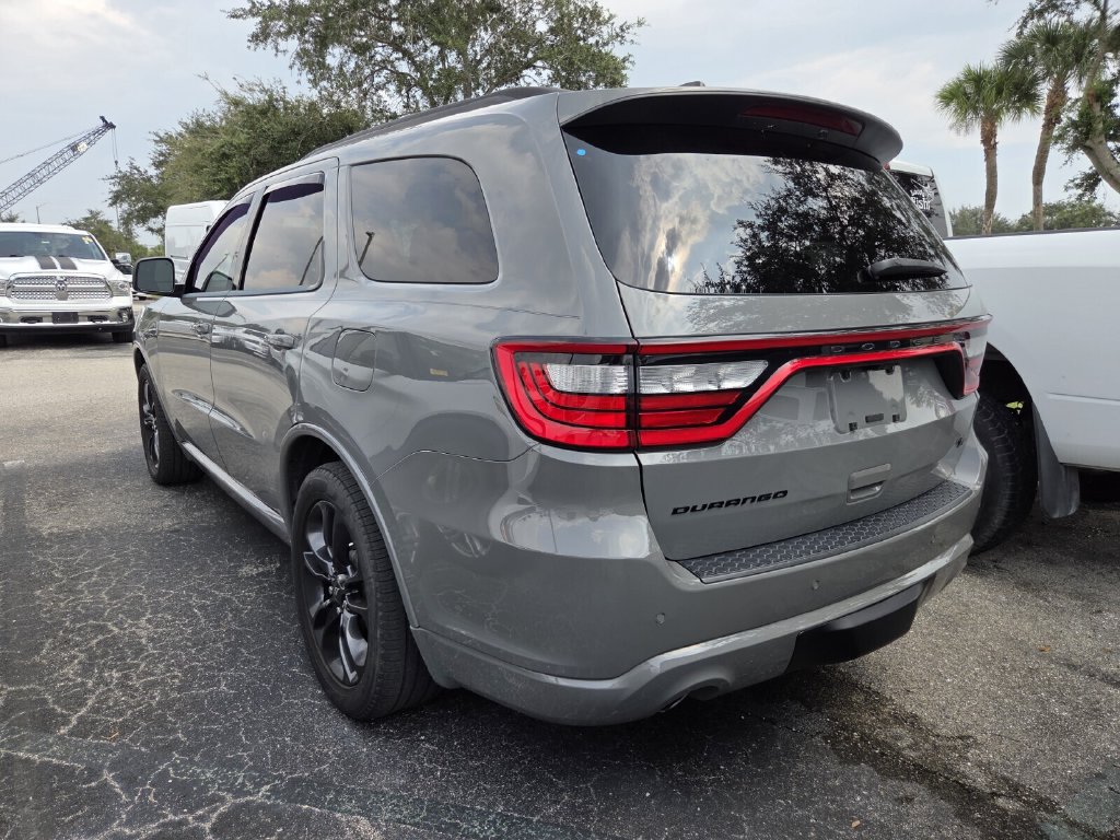 Used 2023 Dodge Durango R/T RWD image 4