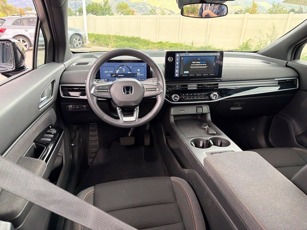 Used 2024 Honda Prologue EX image 16