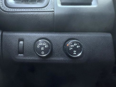 Used 2016 GMC Canyon SLE w/ SLE Convenience Package AWD/4WD image 22