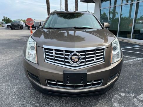 Used 2015 Cadillac SRX Luxury w/ Driver Awareness Package FWD image 3