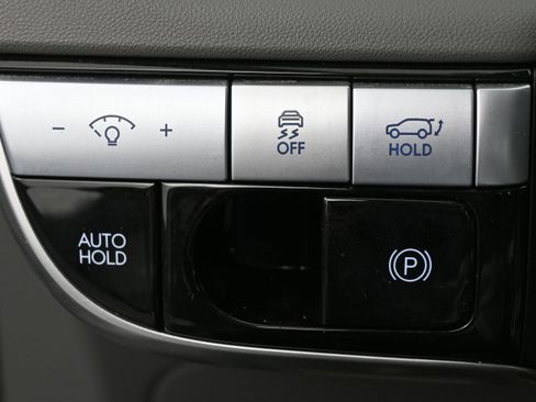 Used 2024 Hyundai Ioniq 5 SEL RWD image 18