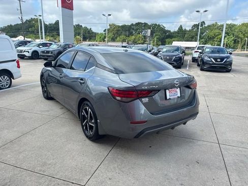 Used 2024 Nissan Sentra SV FWD image 5