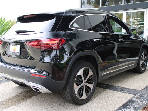 Used 2025 Mercedes-Benz GLA 250 4MATIC image 7