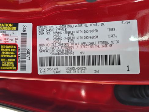 Used 2024 Toyota Sequoia Platinum image 33