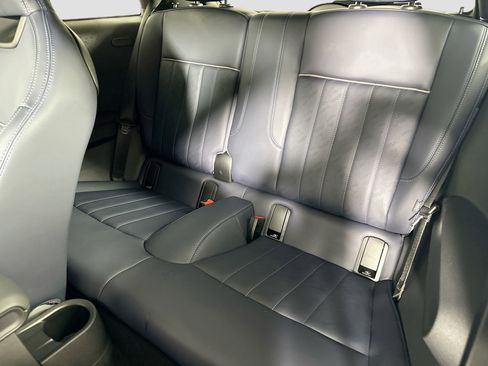 Certified 2025 MINI Cooper 2-Door Hardtop image 27