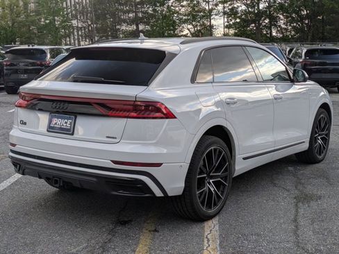 Used 2023 Audi Q8 Premium Plus AWD/4WD image 5