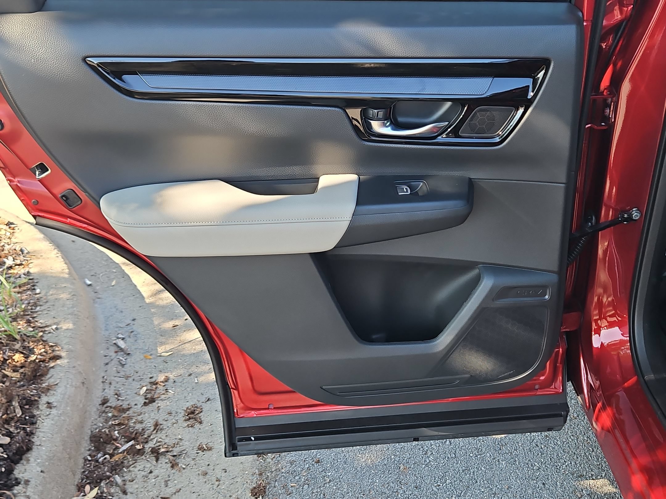 Used 2025 Honda CR-V EX-L image 34