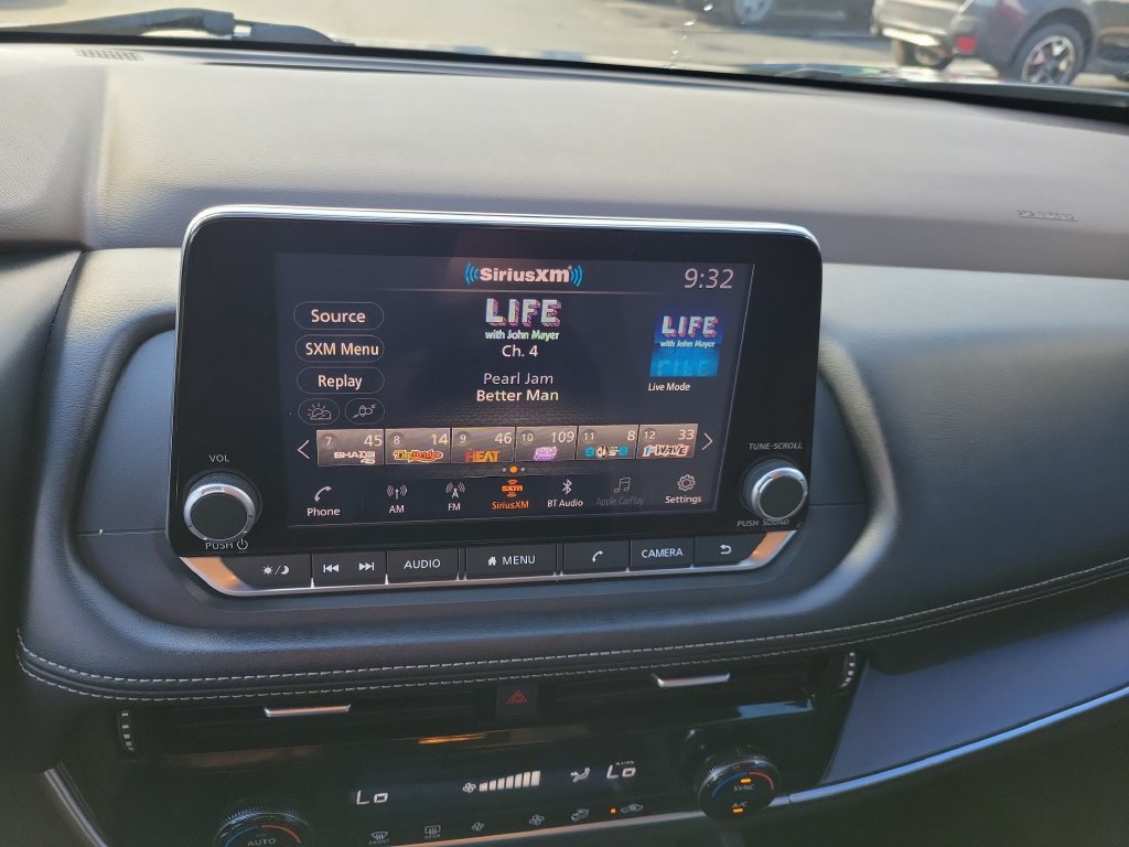 Used 2021 Nissan Rogue SV FWD image 32